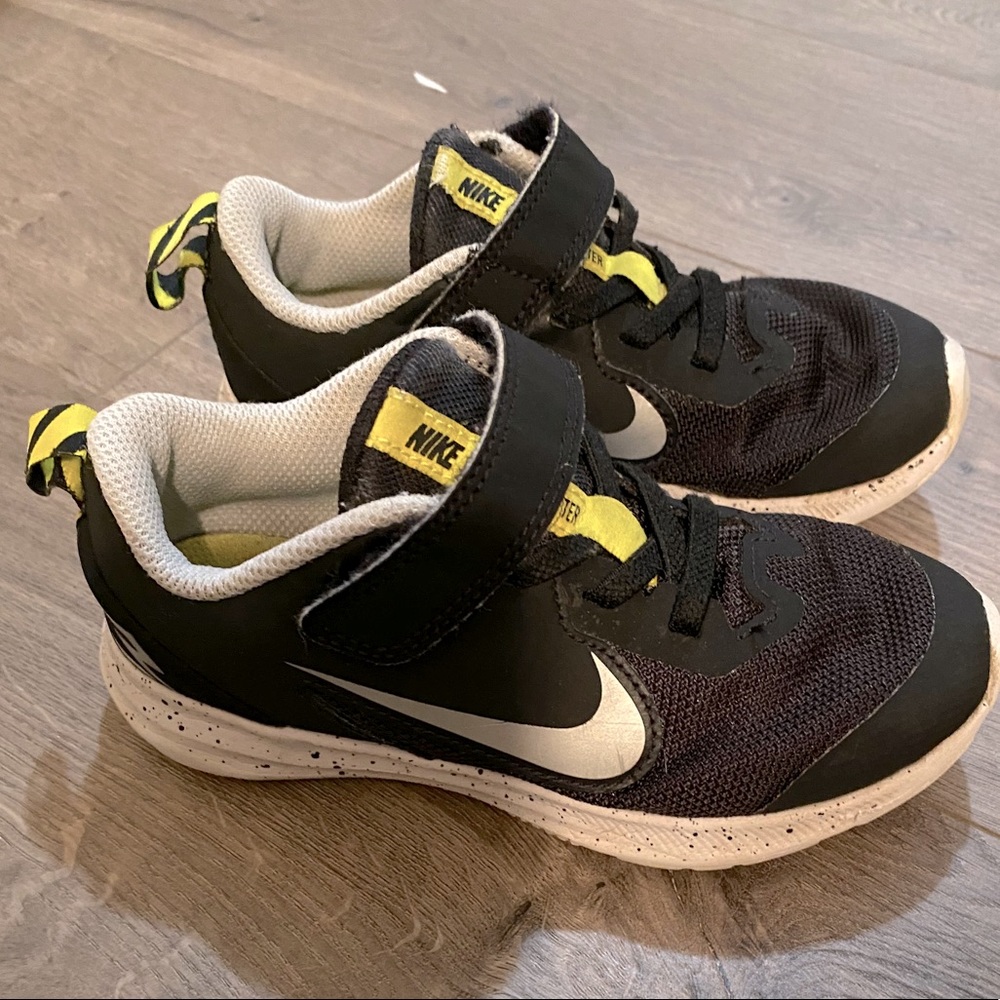Kids Nike shoes